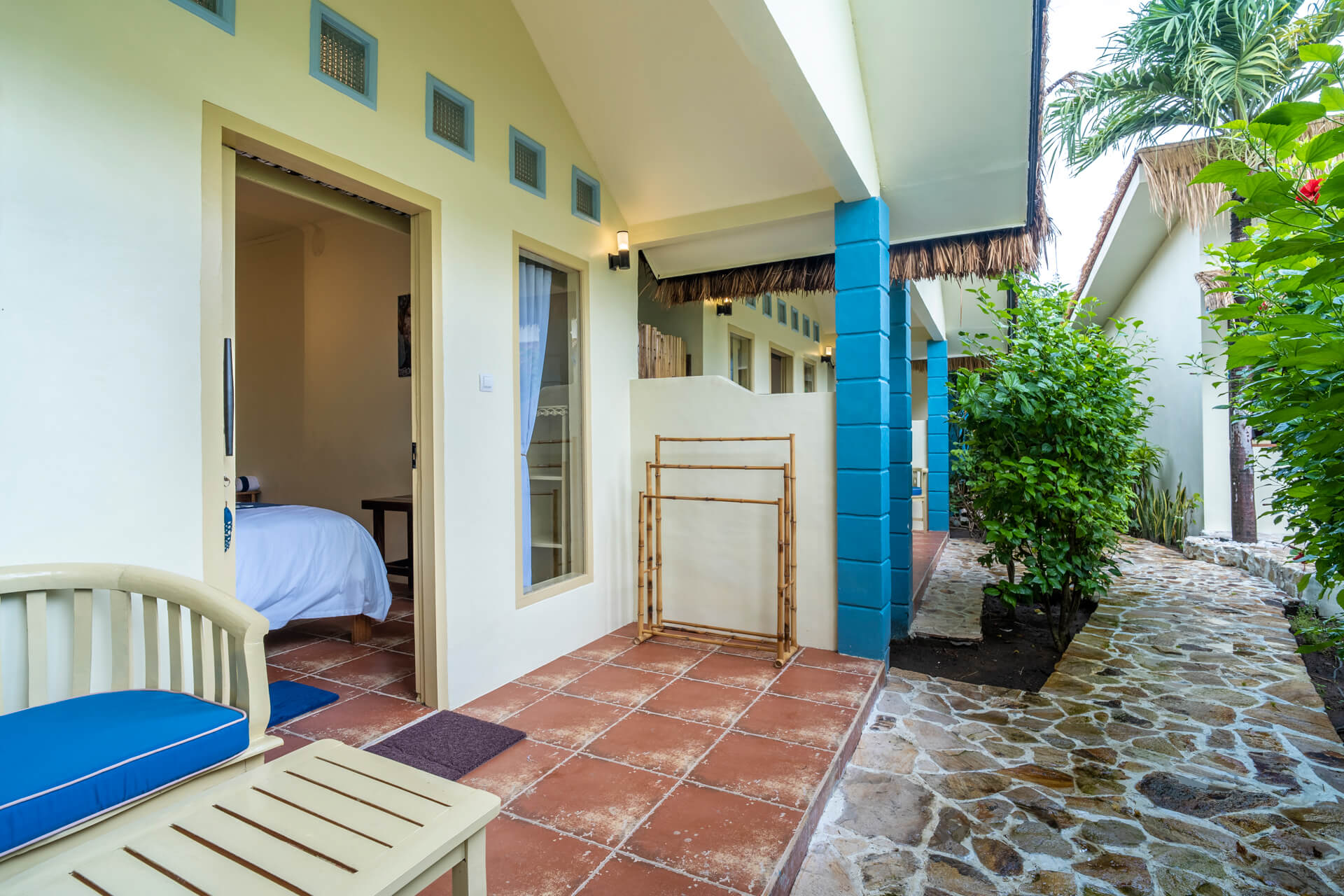 Aqua-House-01-Bedroom-05