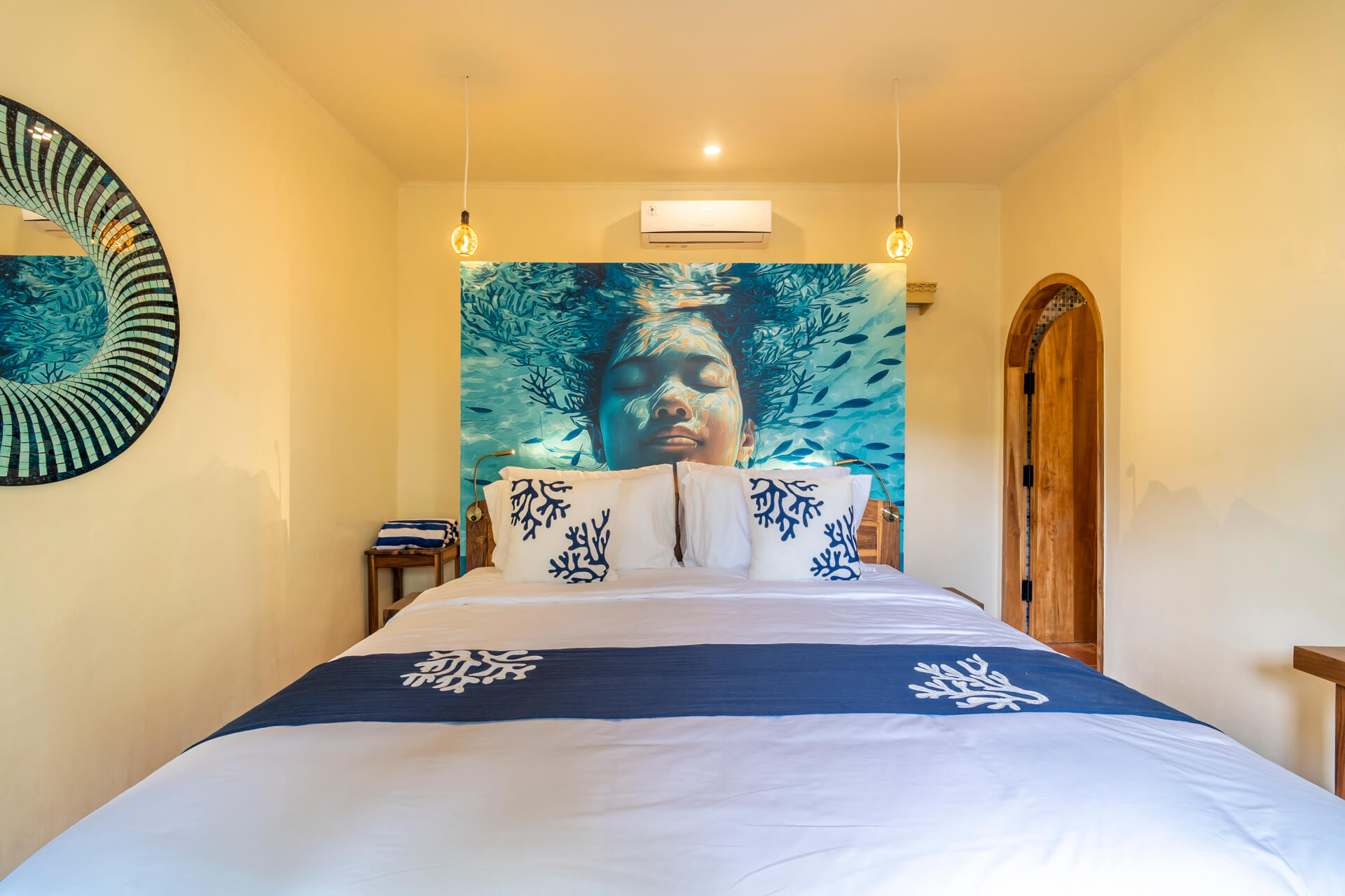 Aqua-House-02-Bedroom-03