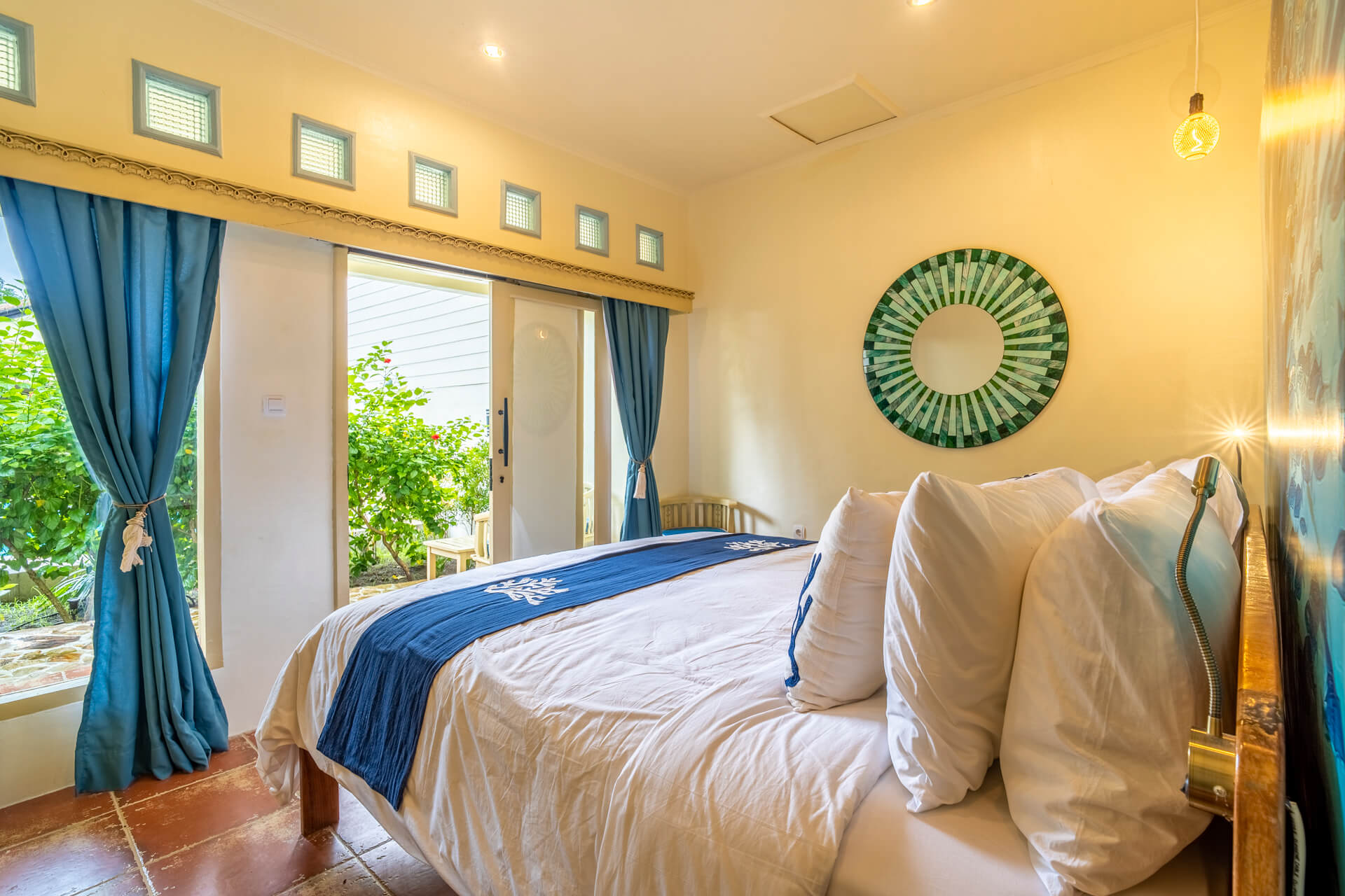 Aqua-House-03-Bedroom-03