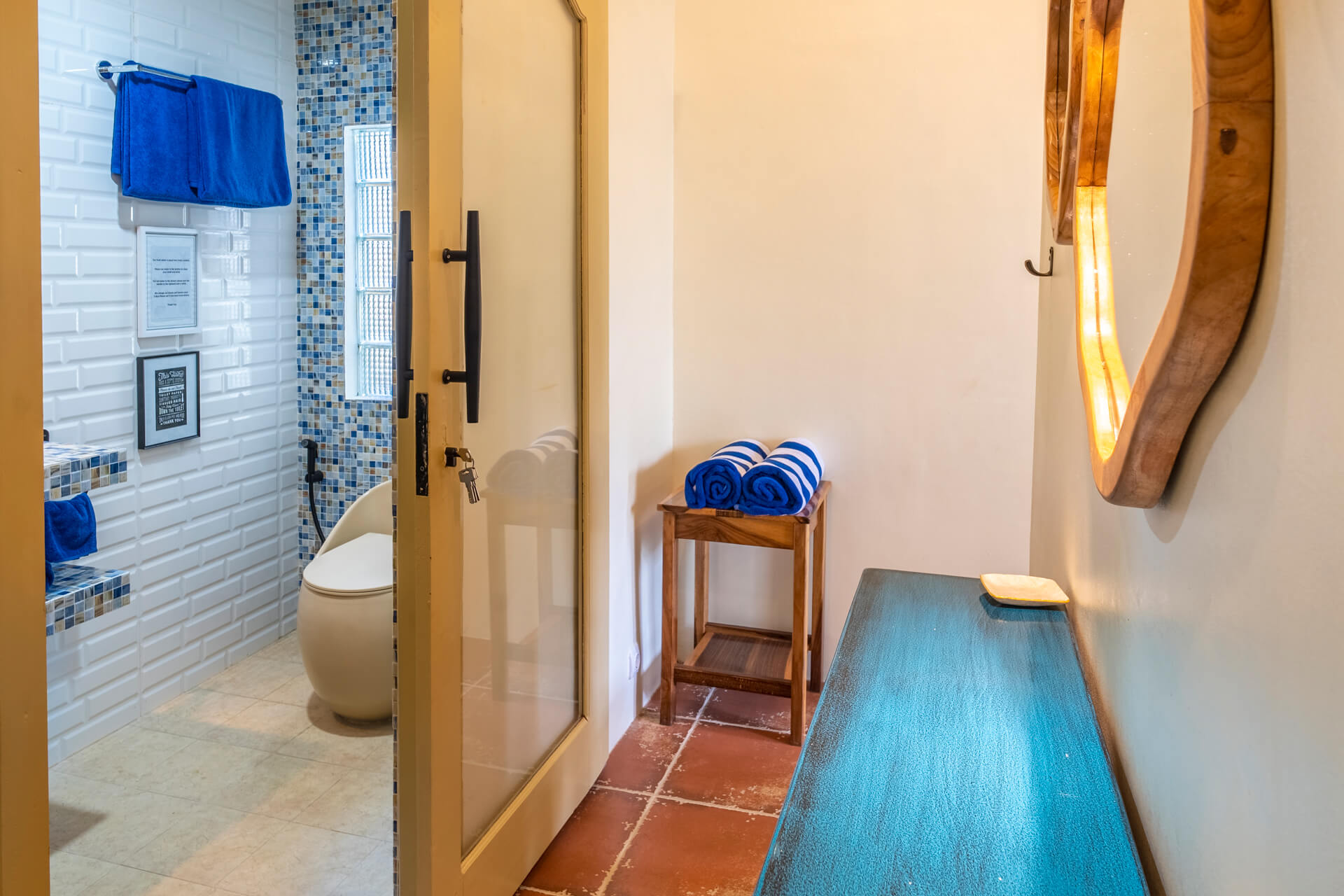 Aqua-House-03-Bedroom-06